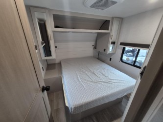 2027 JAYCO JAY FLIGHT 295TBS - Image 17
