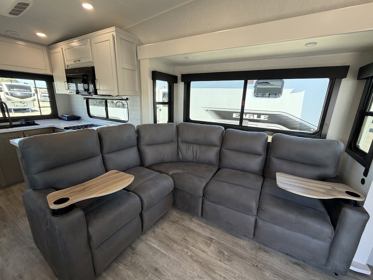 2026 JAYCO EAGLE 365UKTS - Image 12