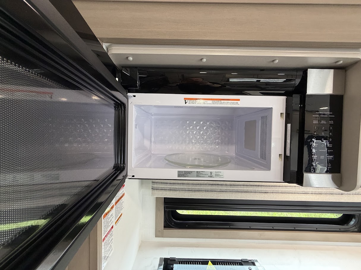 2027 JAYCO GREYHAWK XL 32U - Image 31