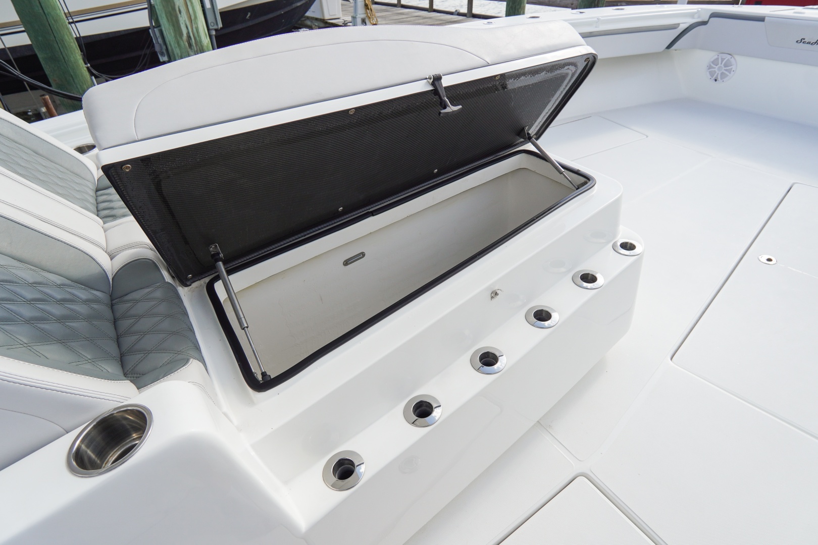 2022 Sea Hunter 41 CTS - Image 20