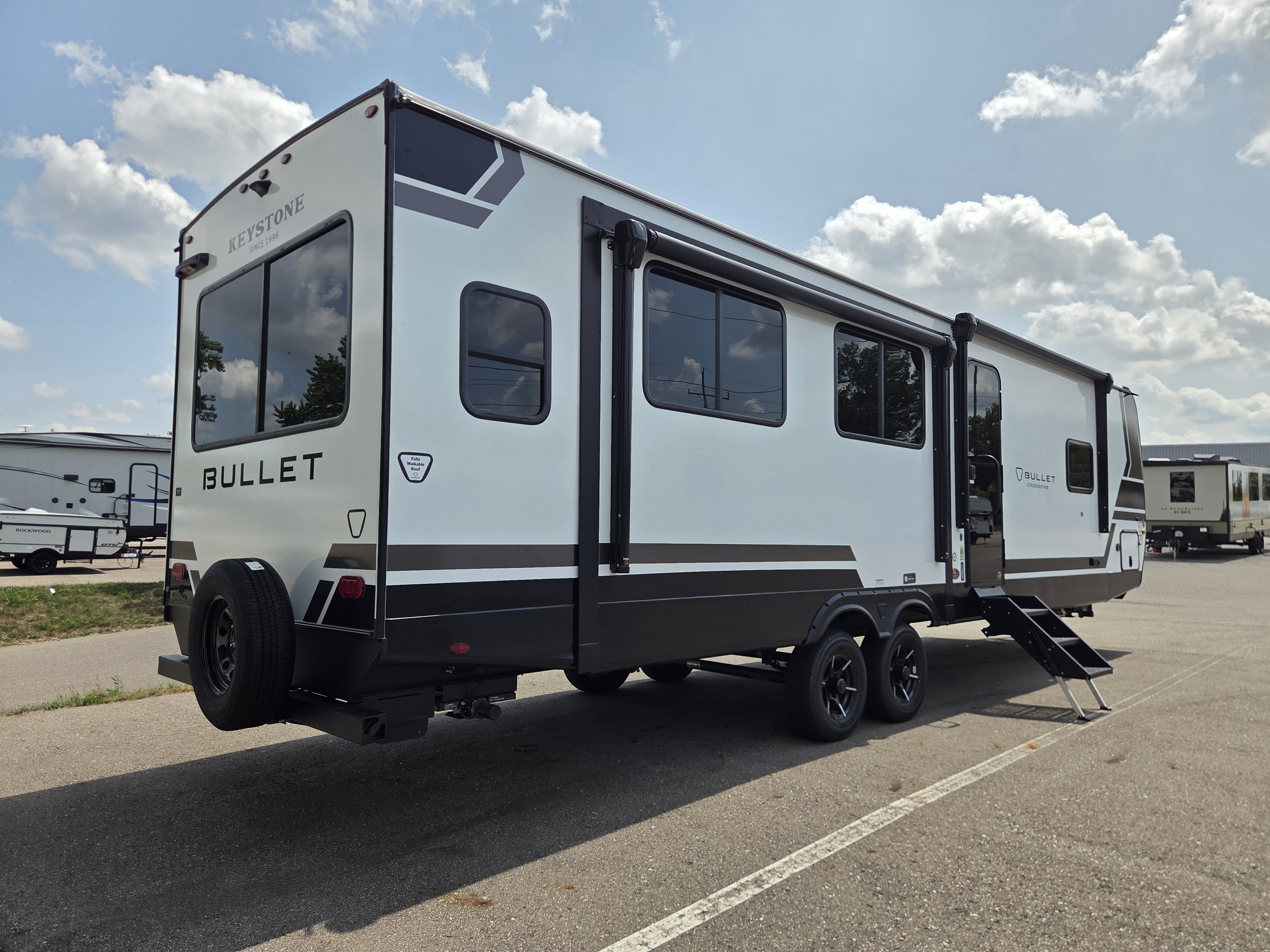 2027 Keystone Bullet Crossfire 310RES - Image 2