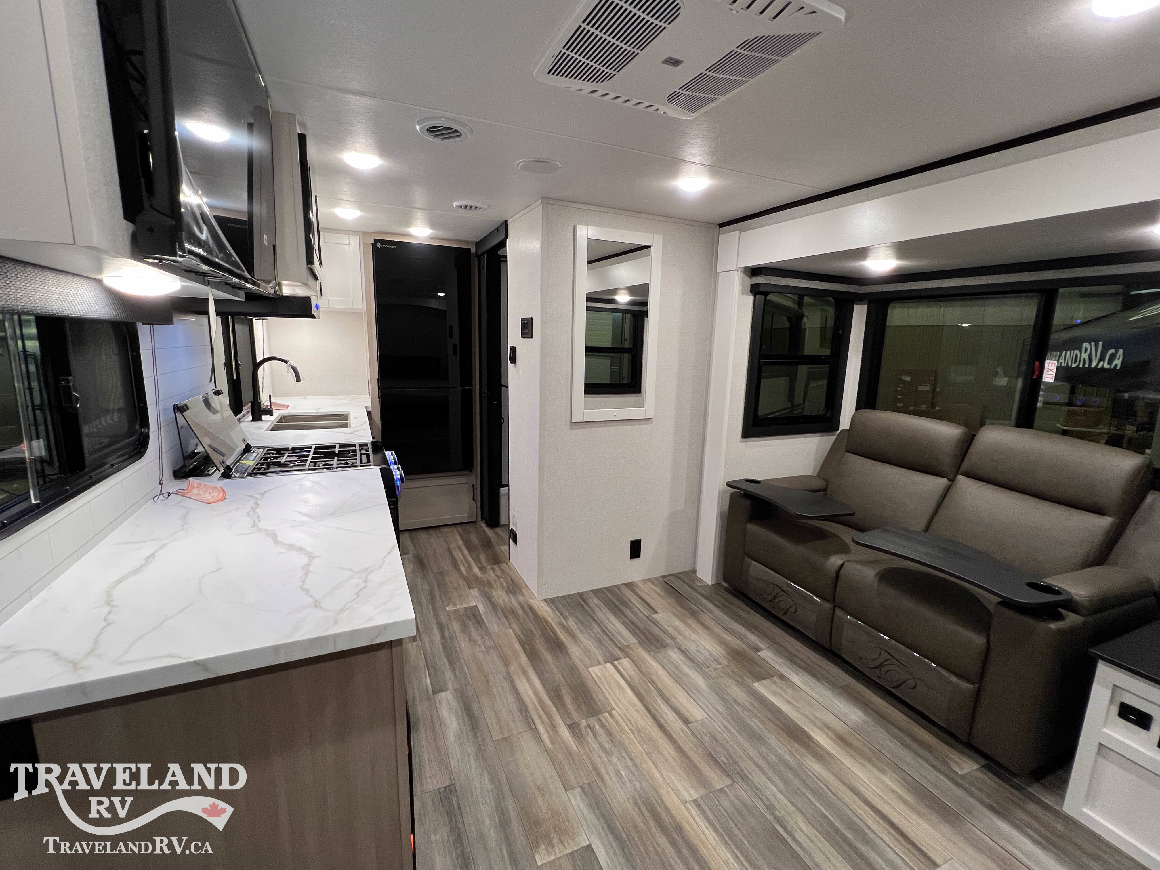 2026 Highland Ridge Range Lite 200MLM - Image 3
