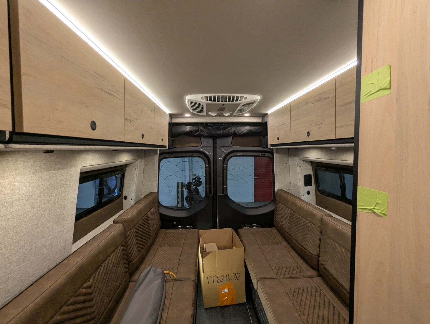 2027 Storyteller Overland TOUR MODE XL - Image 25