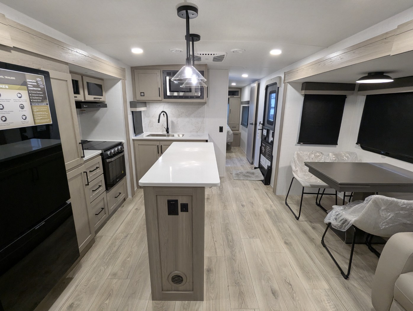 2026 Forest River Rockwood Ultra Lite 2906RL - Image 19