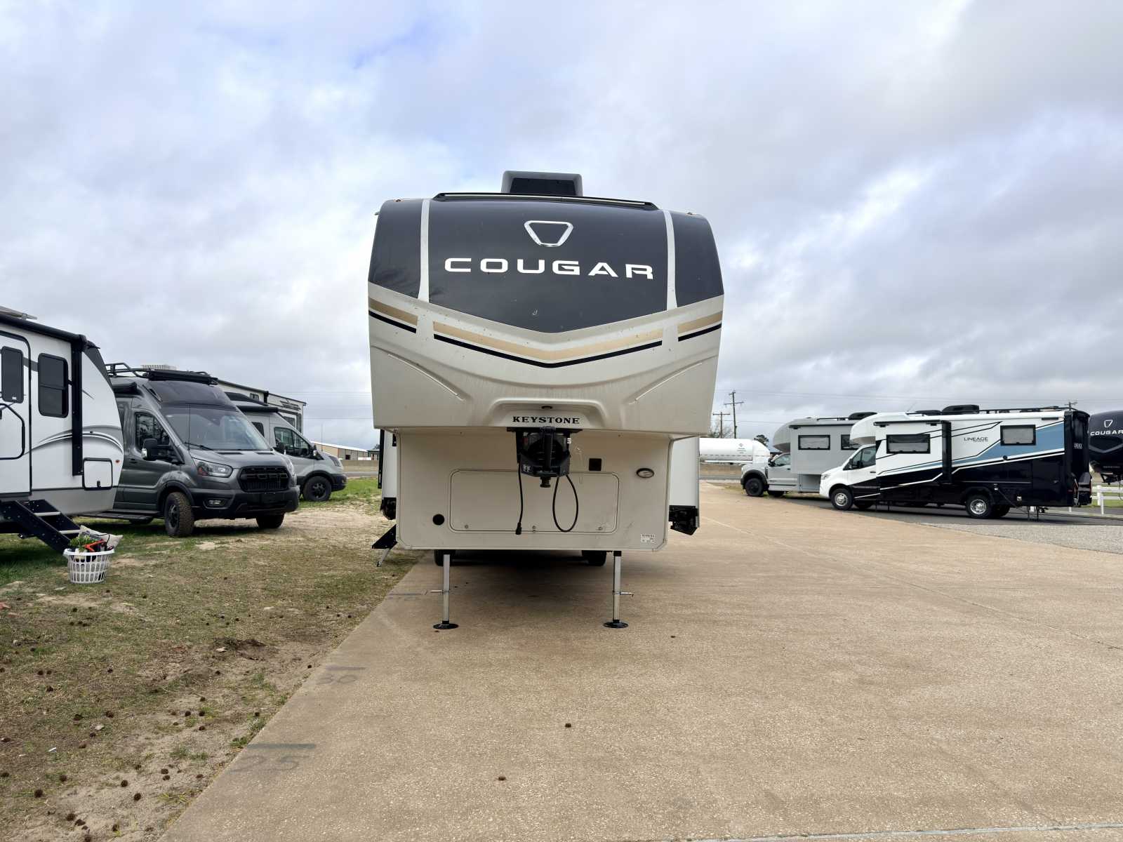 2026 Keystone Cougar Half-Ton 29MBD - Image 3