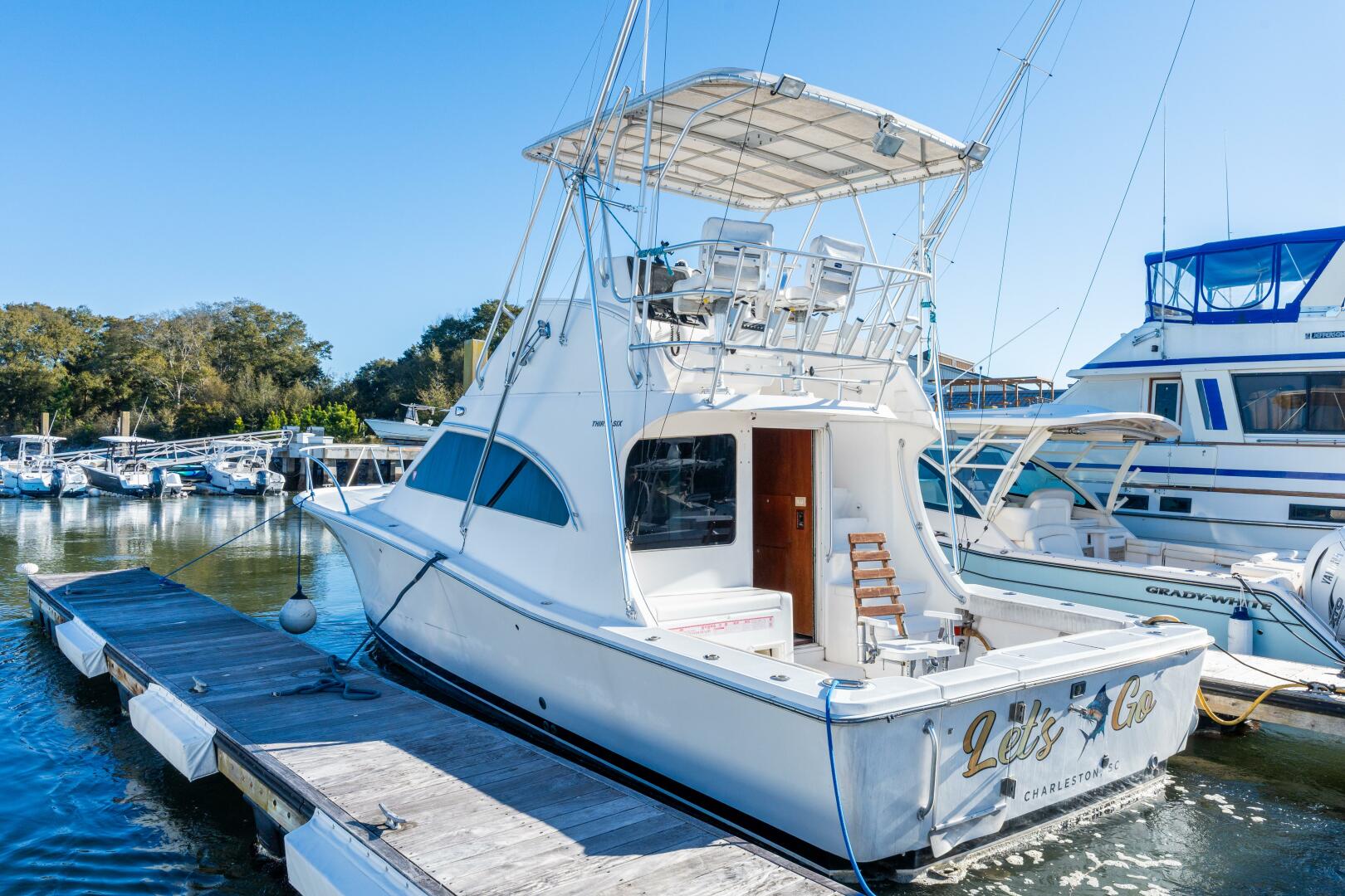 2004 Luhrs Convertible - Image 3