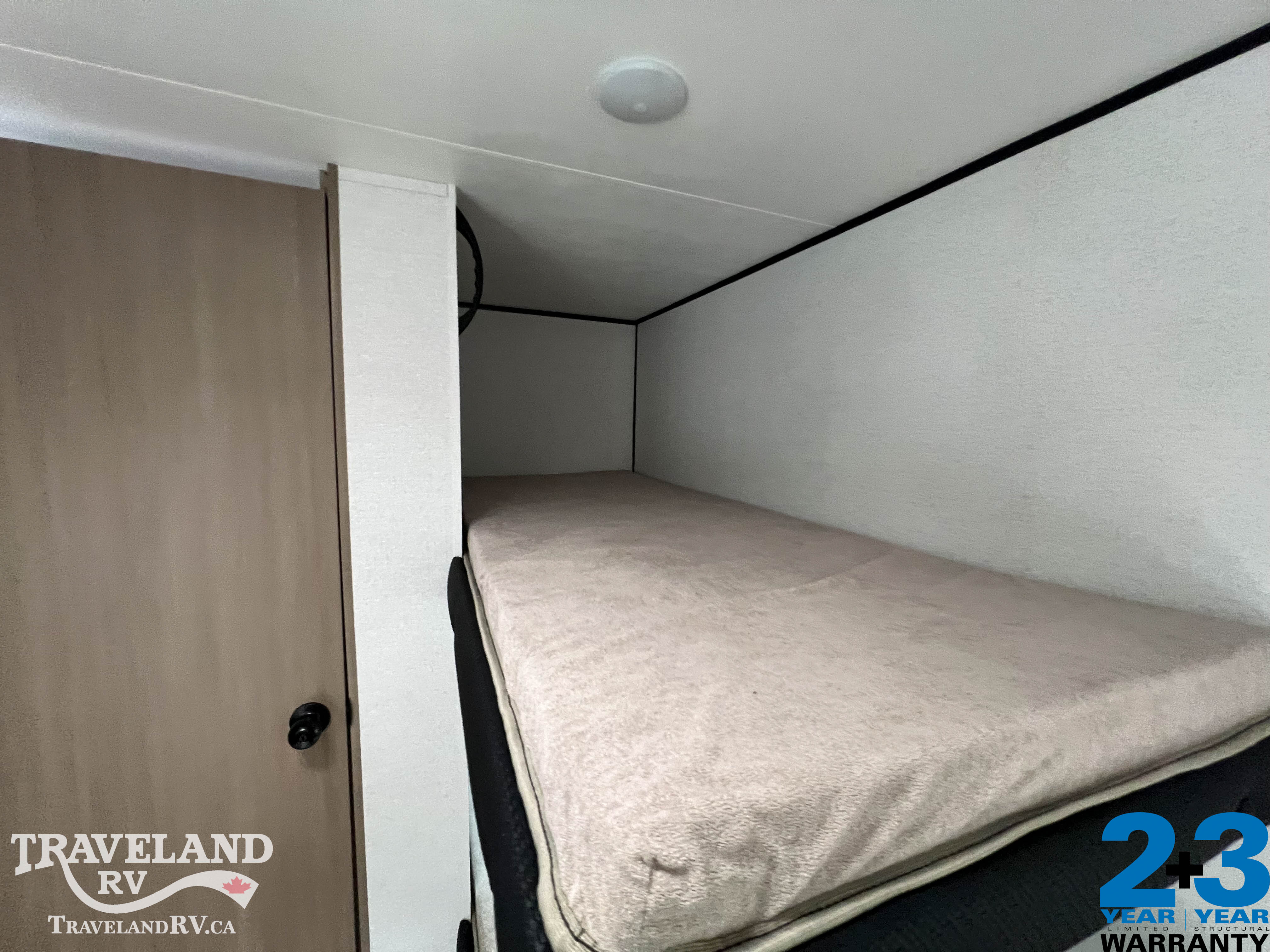 2027 Jayco Jay Feather Air SL 17BHSL - Image 14