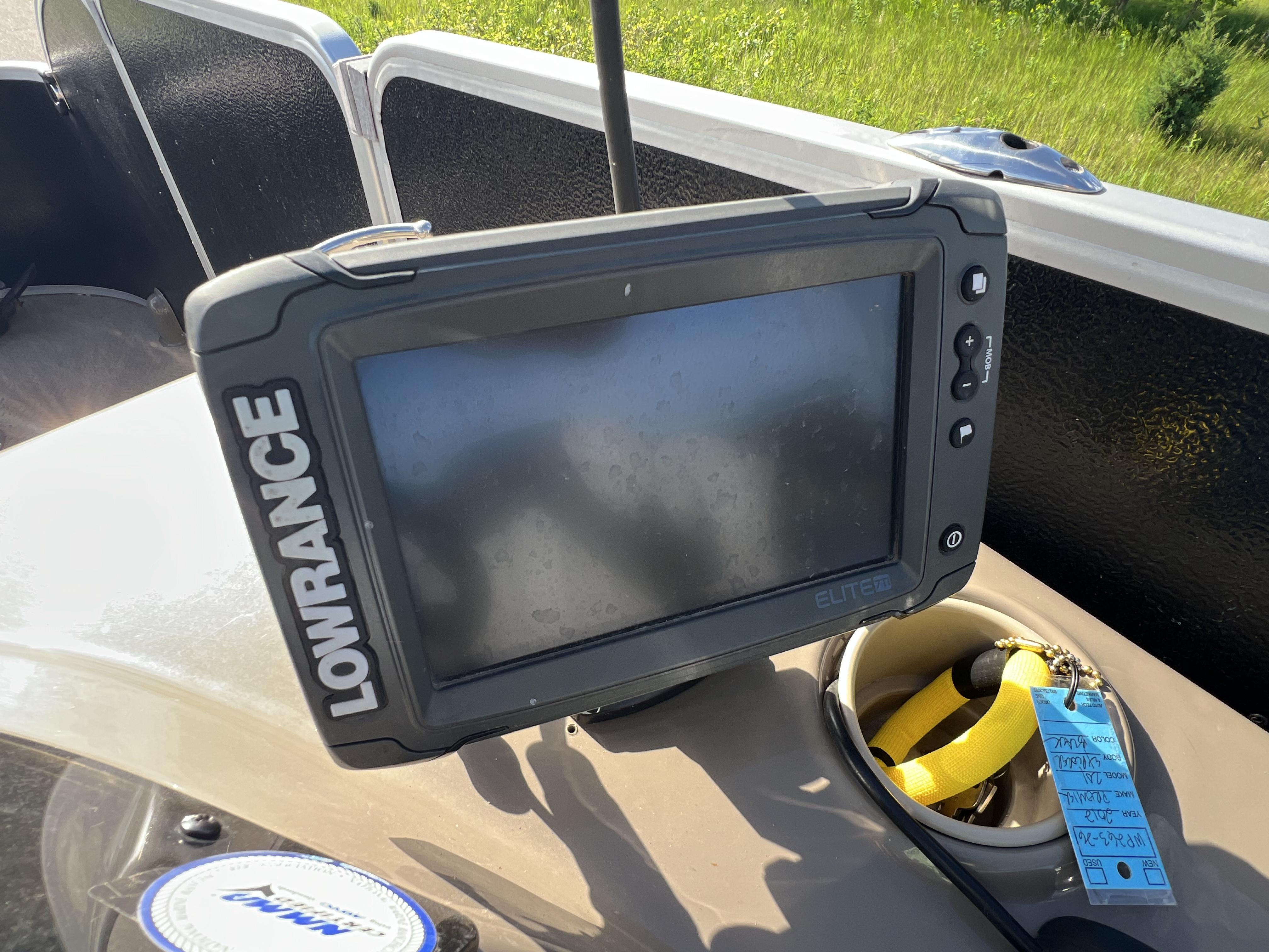 2012 PREMIER 201 EXPLORER - Image 16