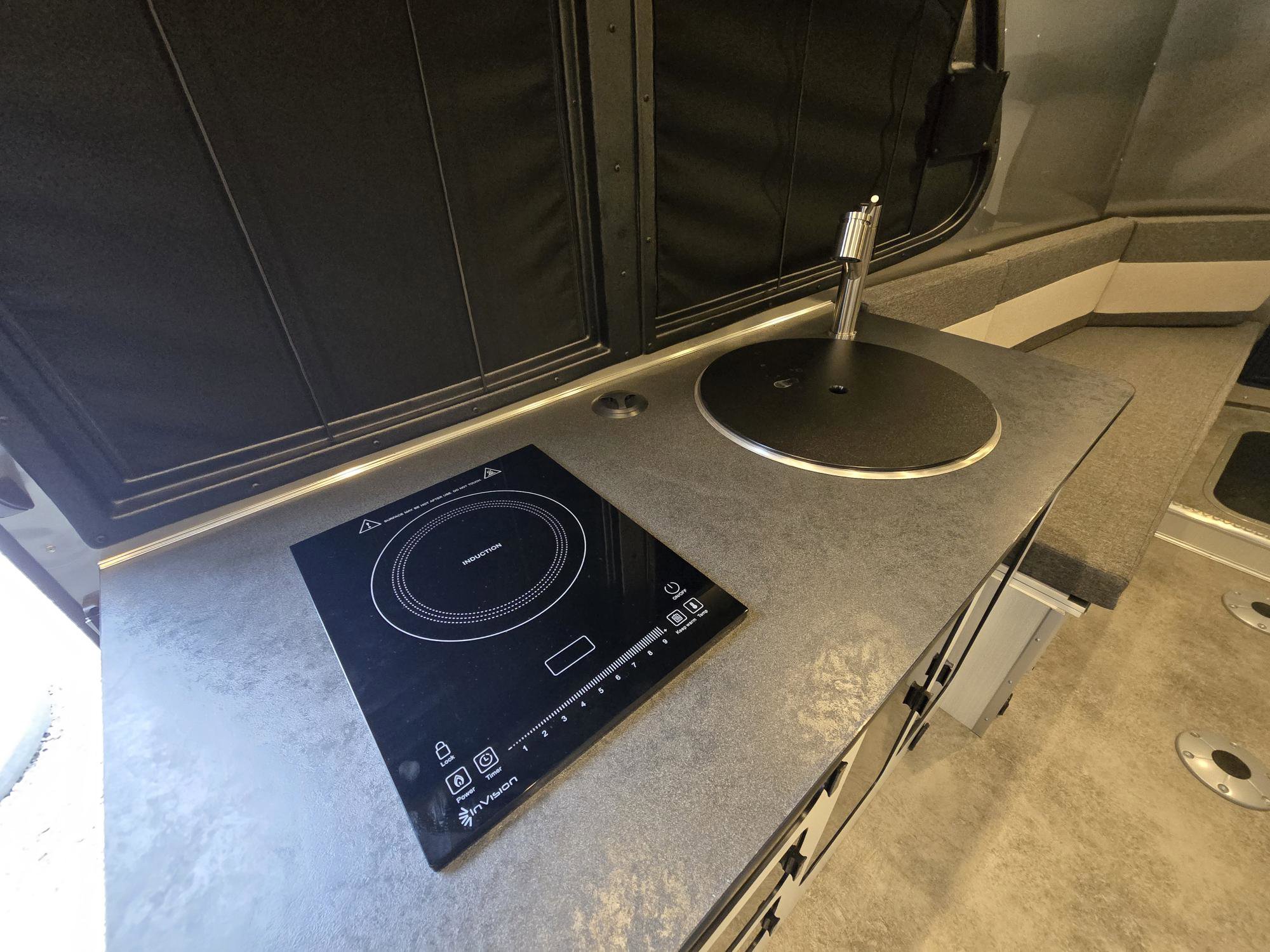 2026 AIRSTREAM Basecamp 20XE - Image 18
