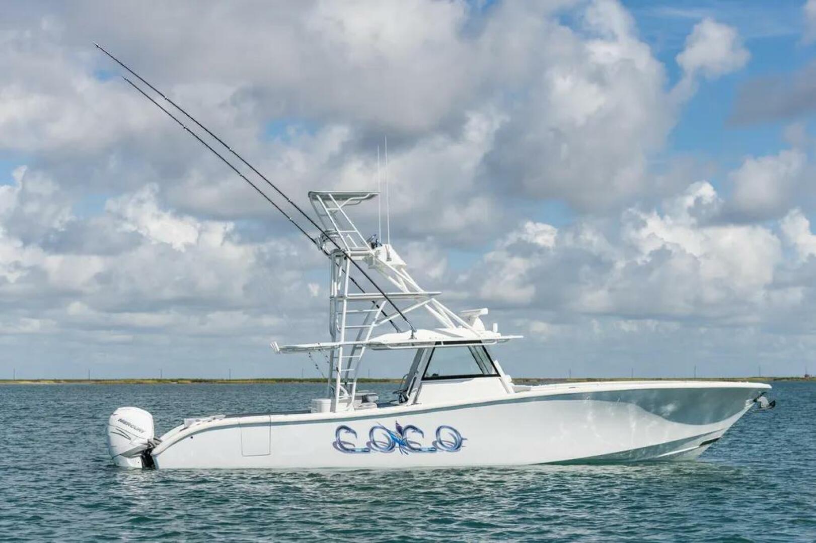 2019 Yellowfin 42 Center Console - Image 1