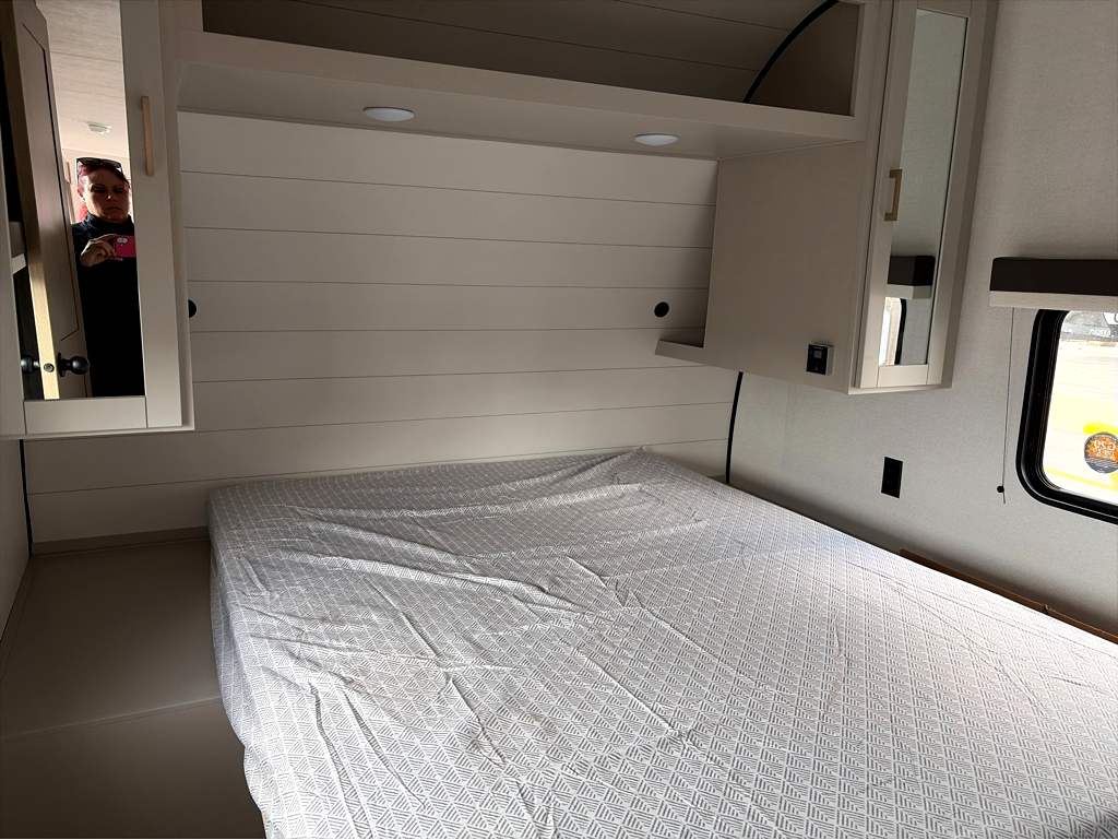 2027 JAYCO JAY FLIGHT 295TBS - Image 15