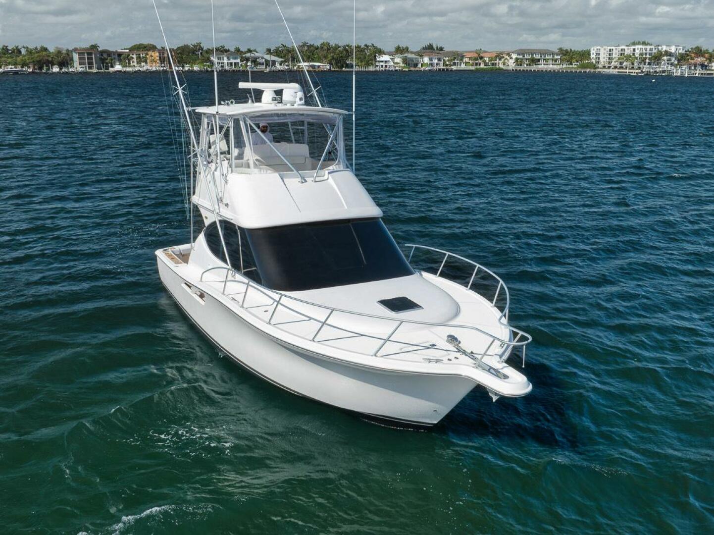 2015 Tiara Yachts Tiara 390 Convertible - Image 2