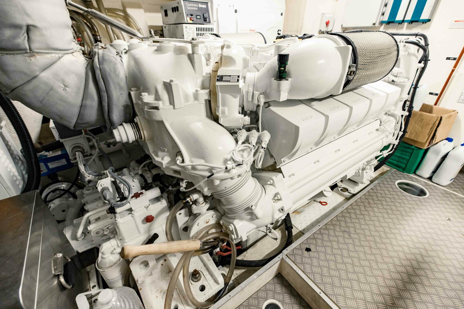 2017 Ferretti Yachts 750 - Image 110