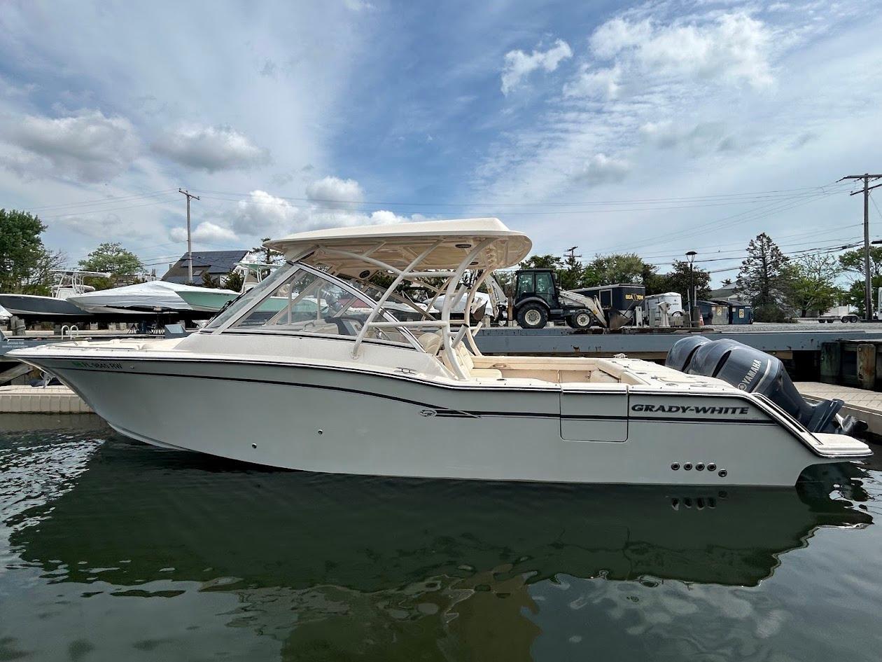 2019 Grady-White Freedom 325 - Image 4