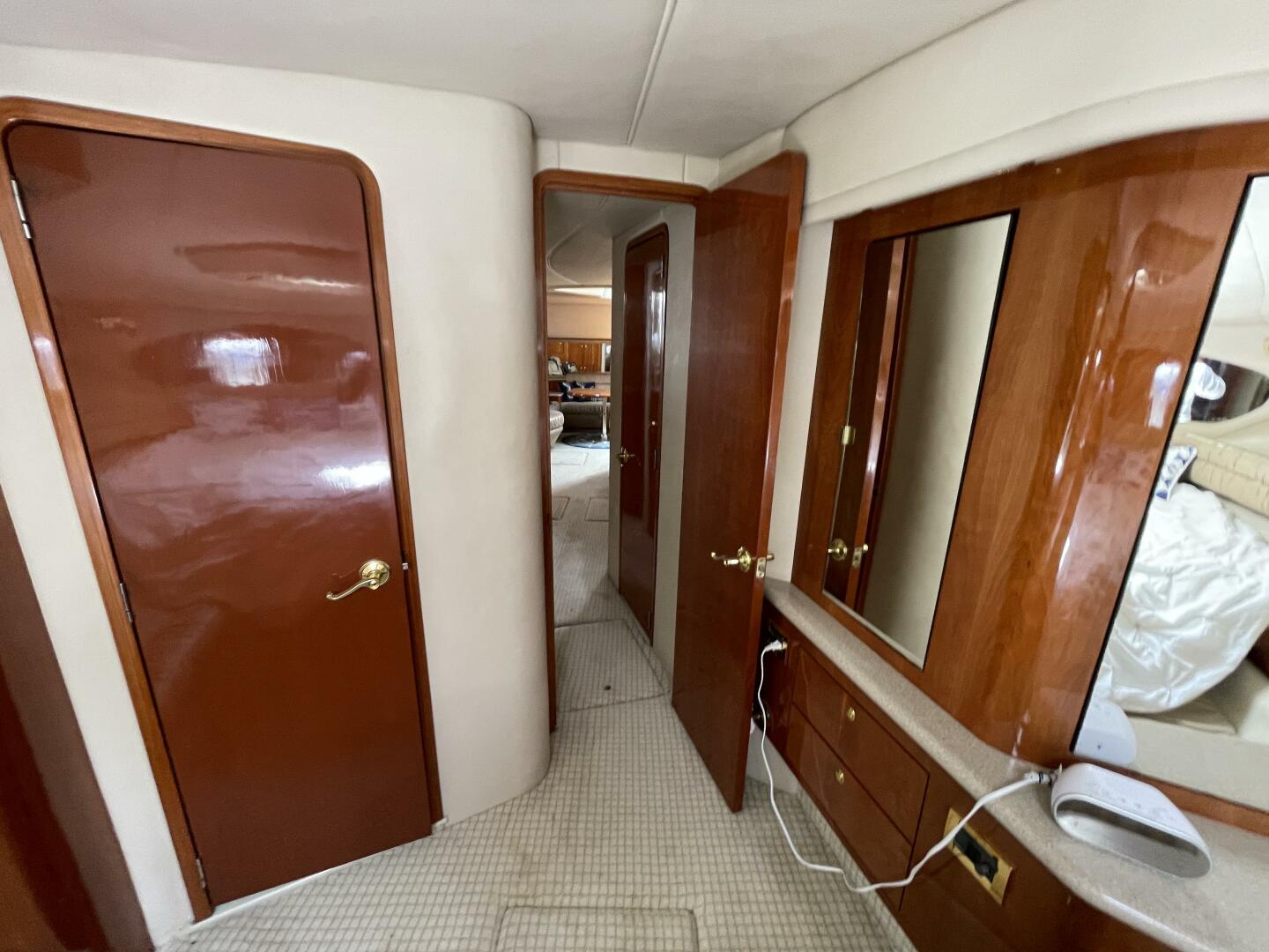 1998 Sea Ray 630 Super Sun Sport - Image 58
