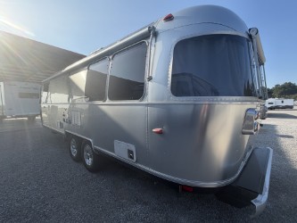 2012 AIRSTREAM INTERNATIONAL 27FBQ - Image 30