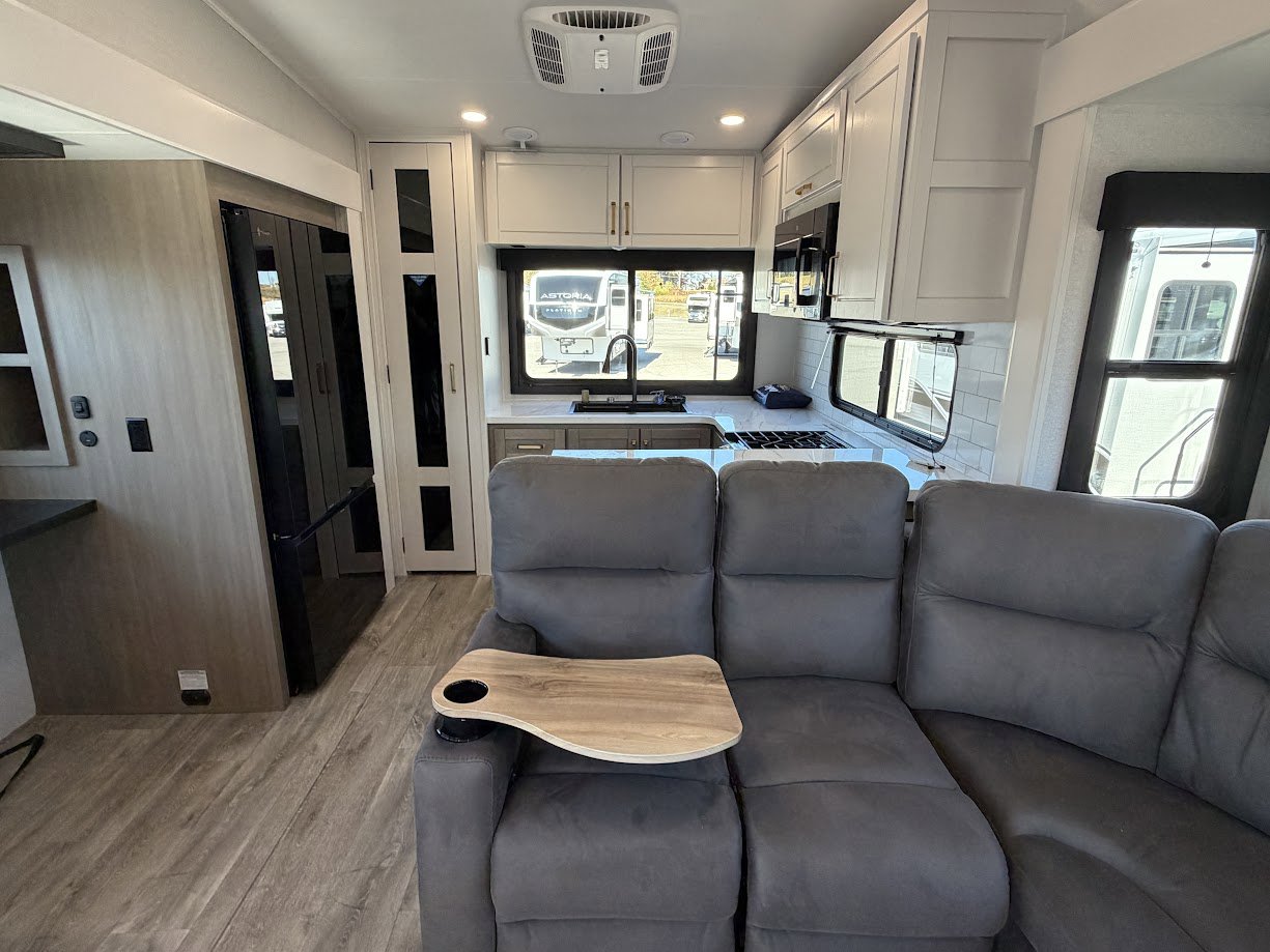 2026 JAYCO EAGLE 365UKTS - Image 14
