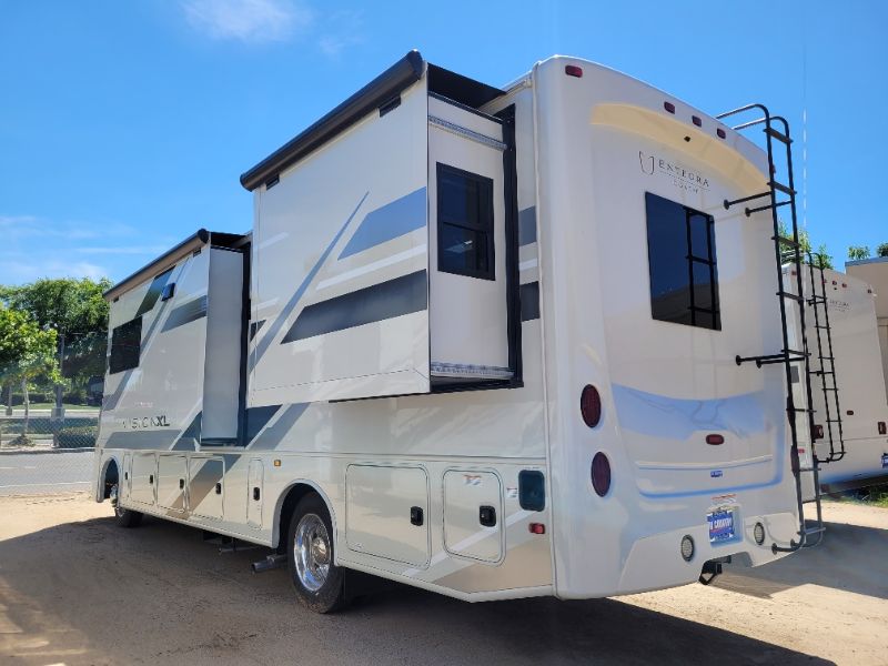 2026 Entegra Coach Vision XL 31UL - Image 3
