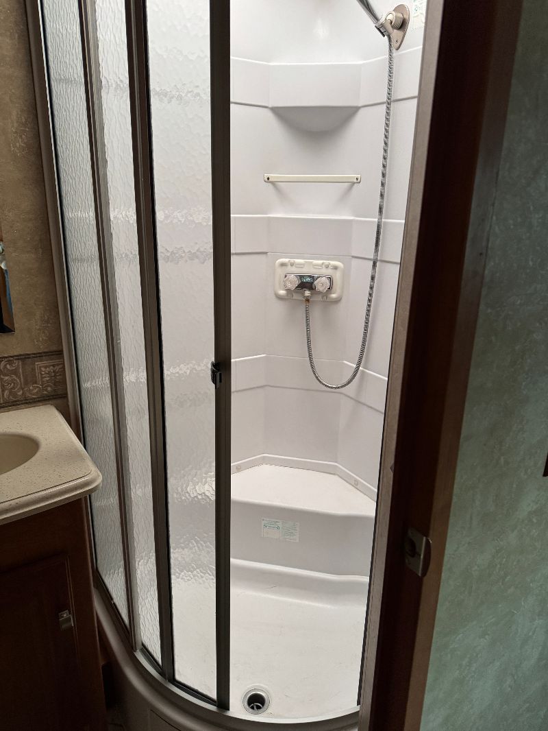 2015 Itasca Suncruiser 35P - Image 21