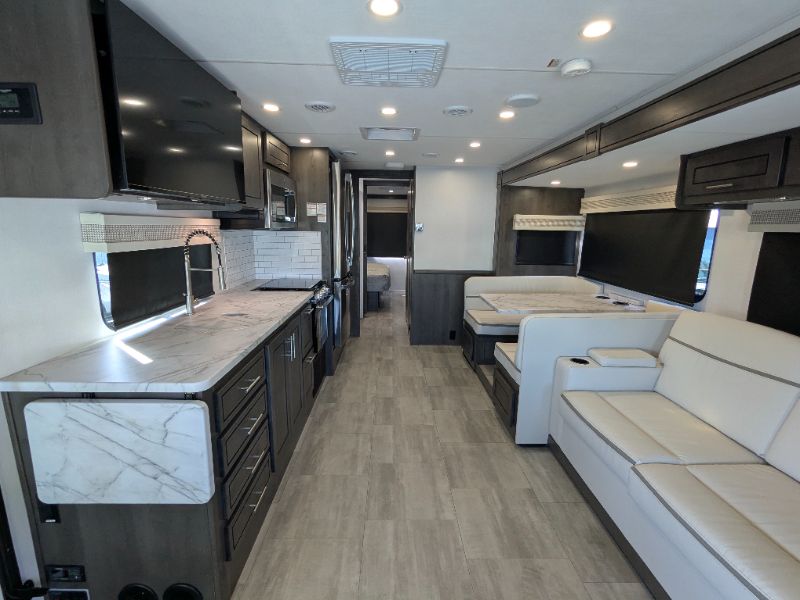 2025 Forest River Georgetown 3 Series GT3 32A3 - Image 11