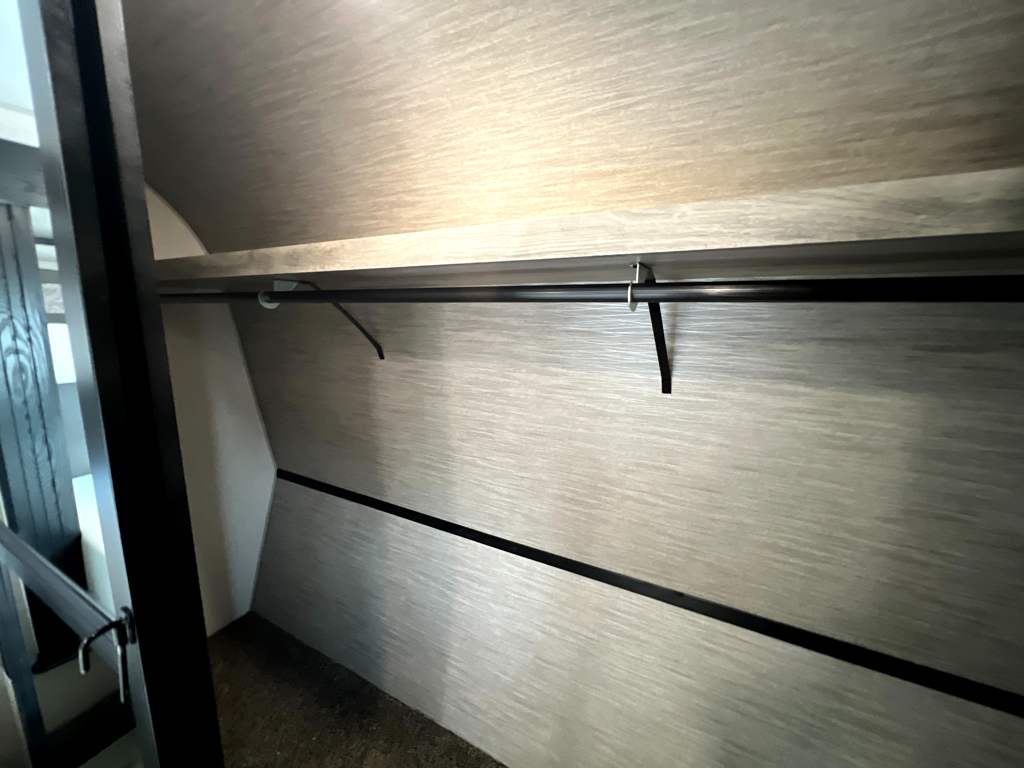2021 KZ RV DURANGO 321RLT - Image 23