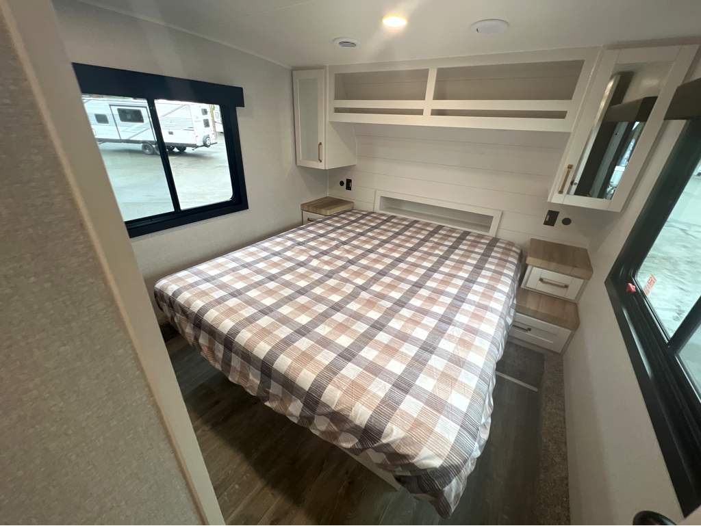 2026 Jayco Eagle HT 27MLC - Image 6