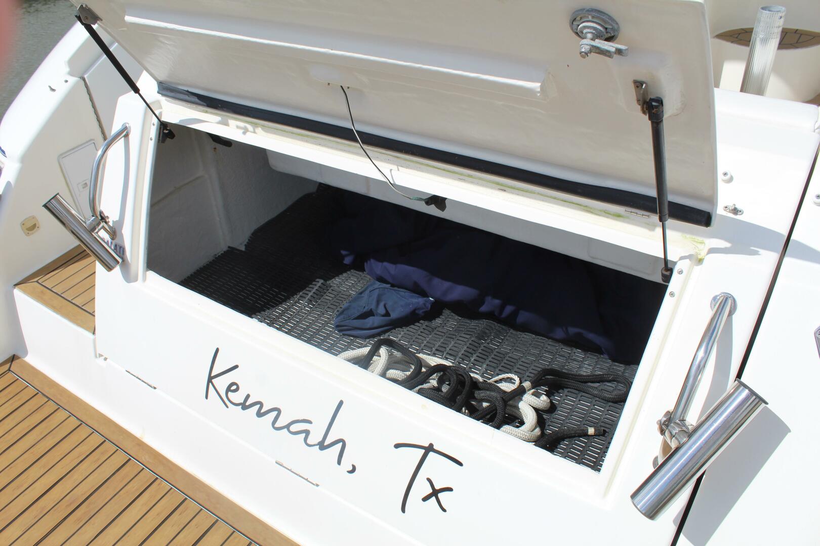 2007 Cruisers Yachts 420 Express - Image 35