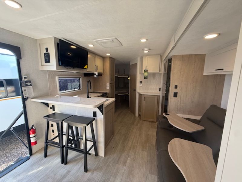2027 Ember RV Touring Edition 2200ETL - Image 5