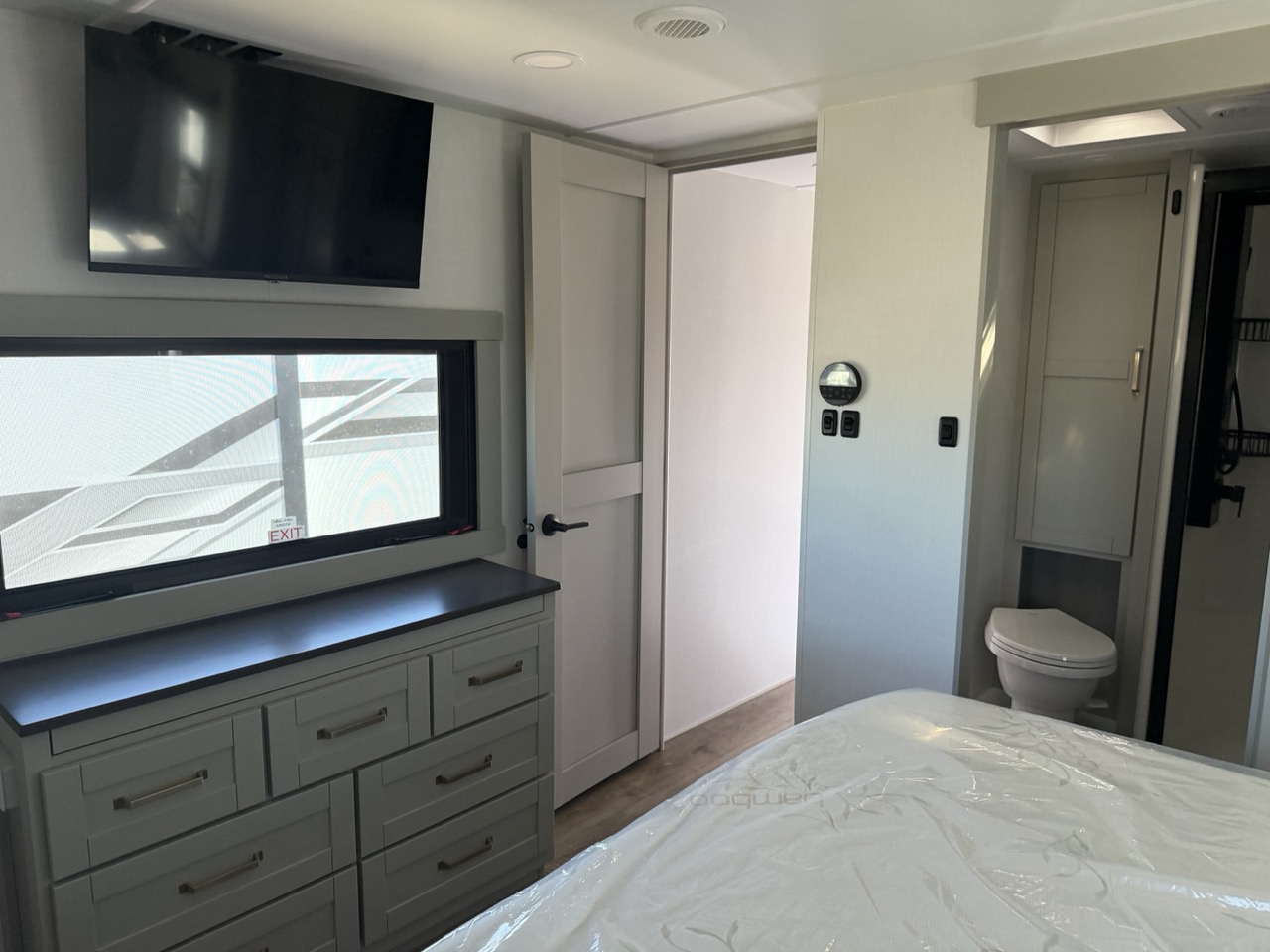 2027 Brinkley RV Model Z 3420 - Image 27
