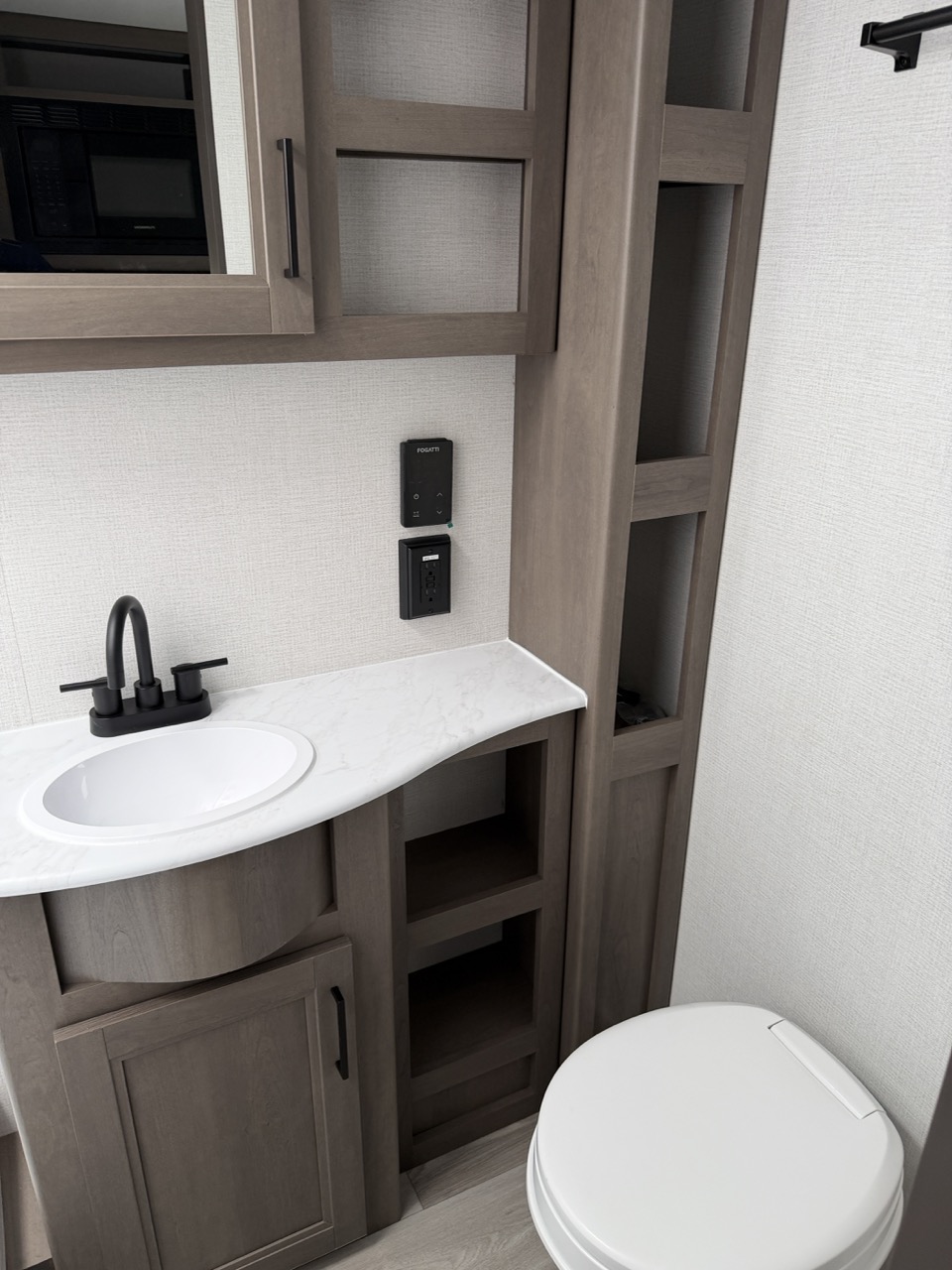 2026 Grand Design Transcend XPLOR 20MKX - Image 9