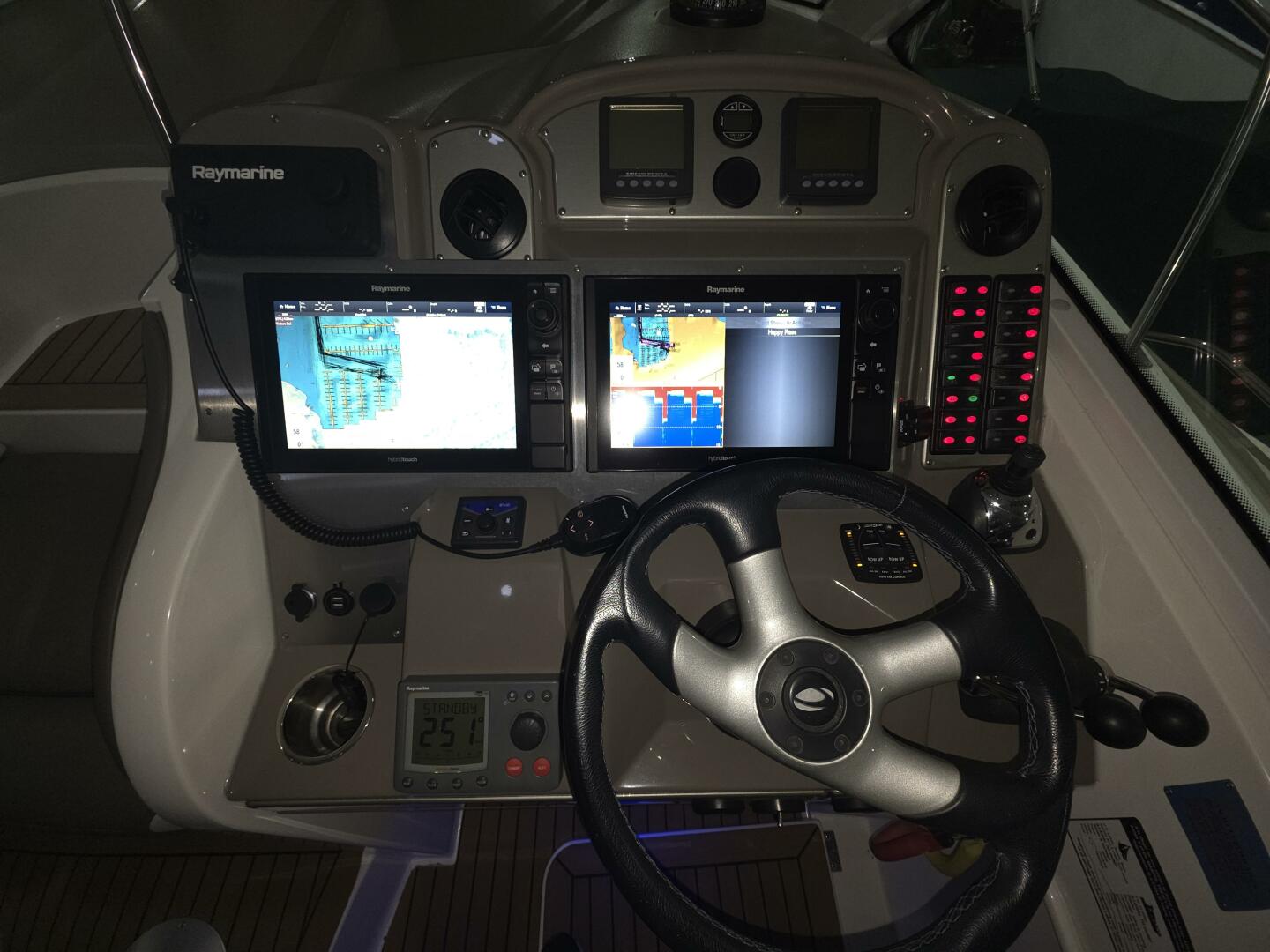 2008 Cruisers Yachts - Image 45