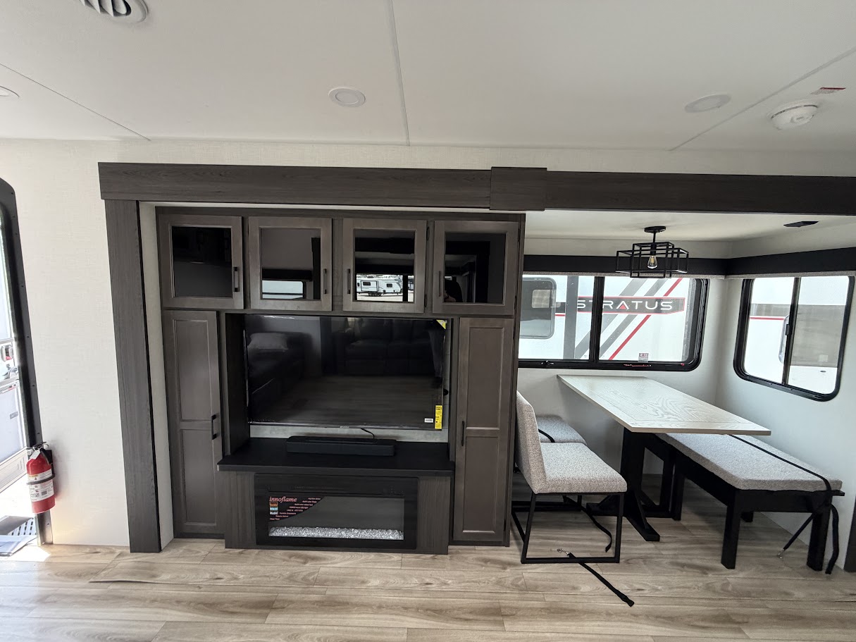 2027 VENTURE RV SPORTTREK 336VRK - Image 22