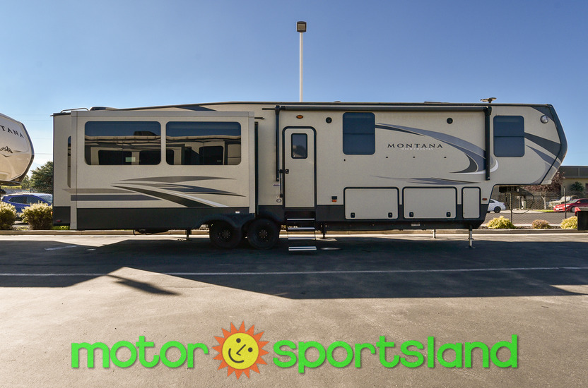 2018 Keystone Montana HM384BR - Image 2