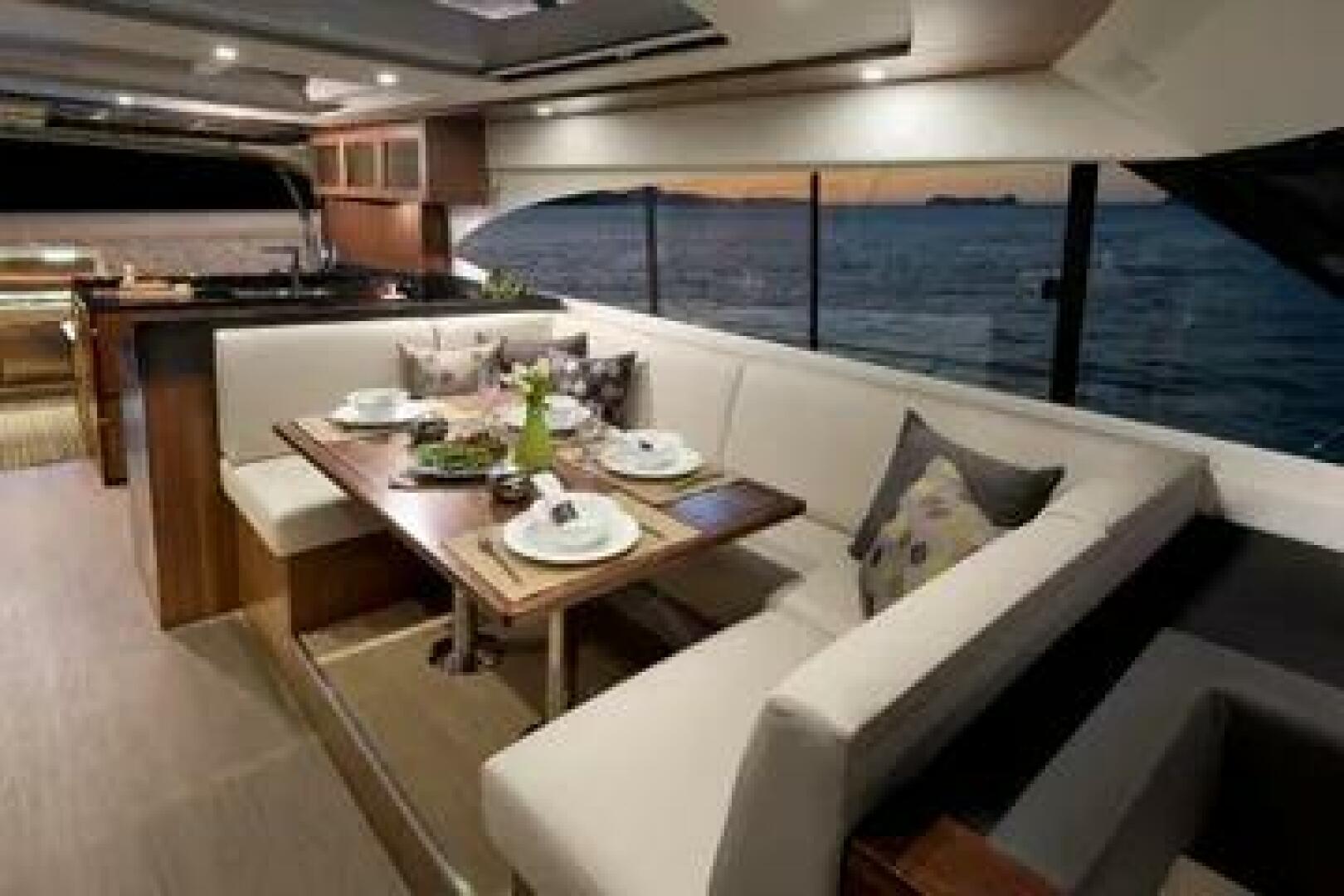 2015 Riviera Riviera 6000 Sport Yacht Base - Image 21