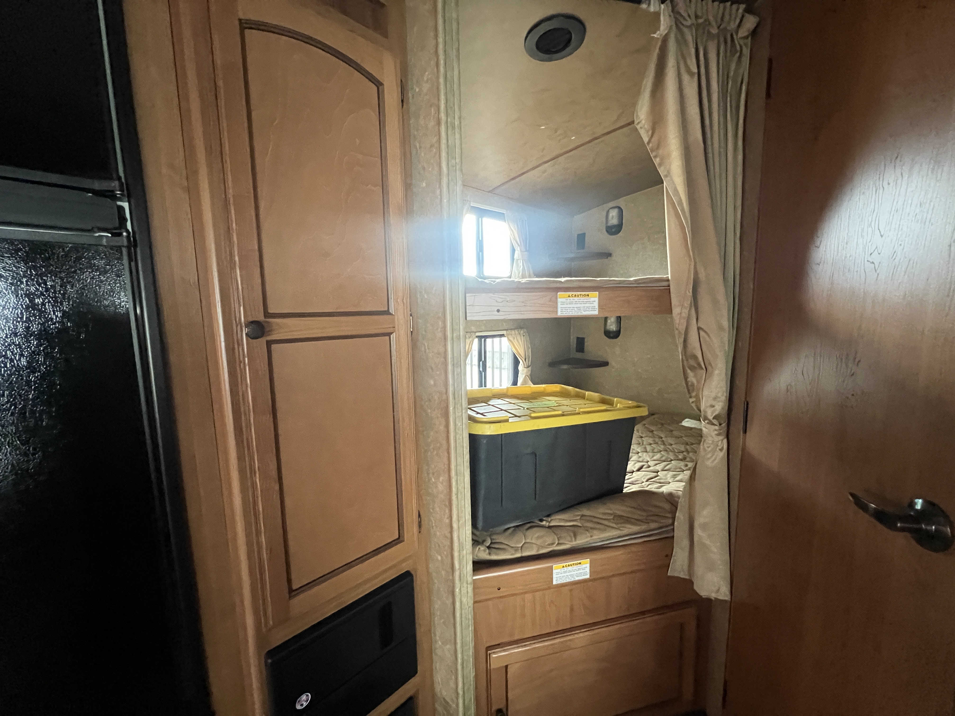 2015 CrossRoads SUNSET TRAIL 28BH HMS - Image 25