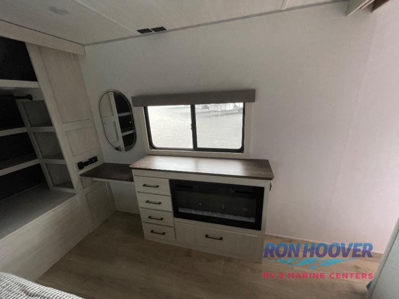 2026 FOREST RIVER 302RDBS - Image 22