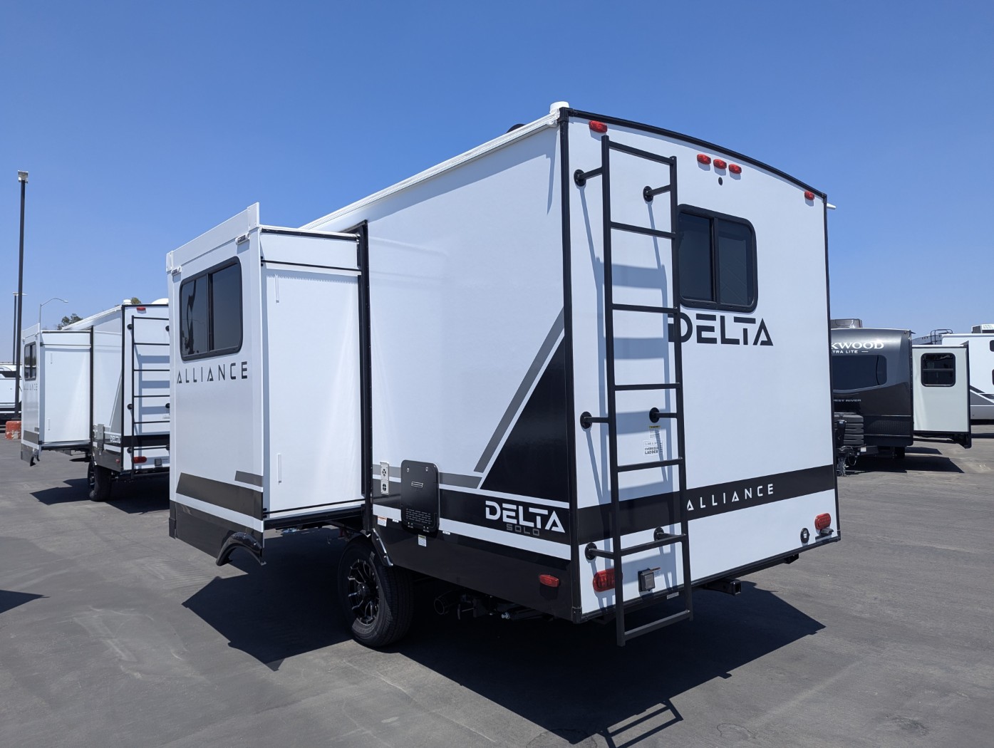 2027 Alliance RV Delta ML166 - Image 4