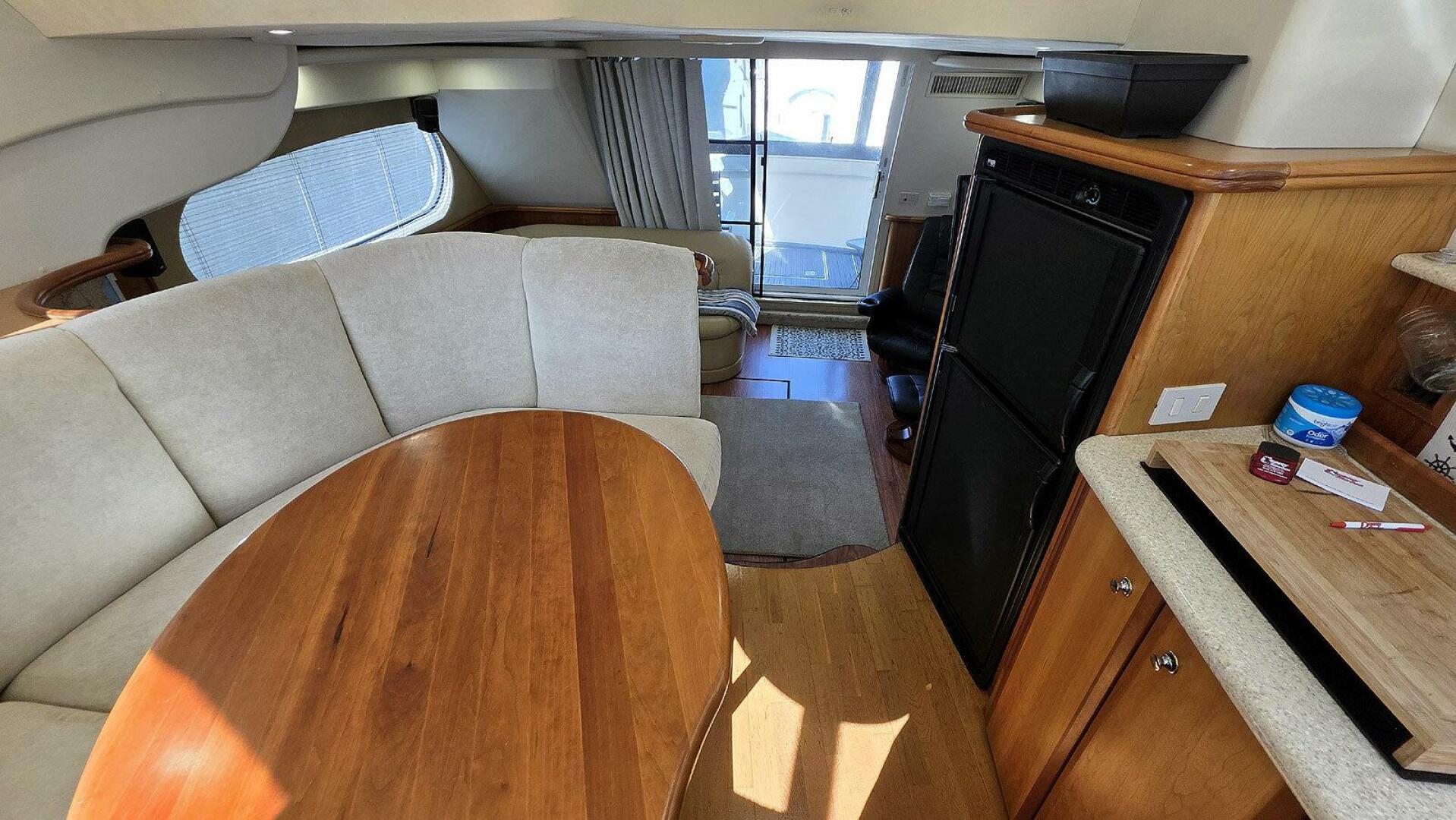 2001 Silverton 410 Sport Bridge - Image 20