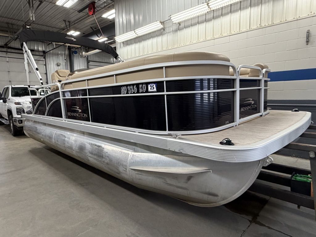 2018 Bennington 21SL - Image 1