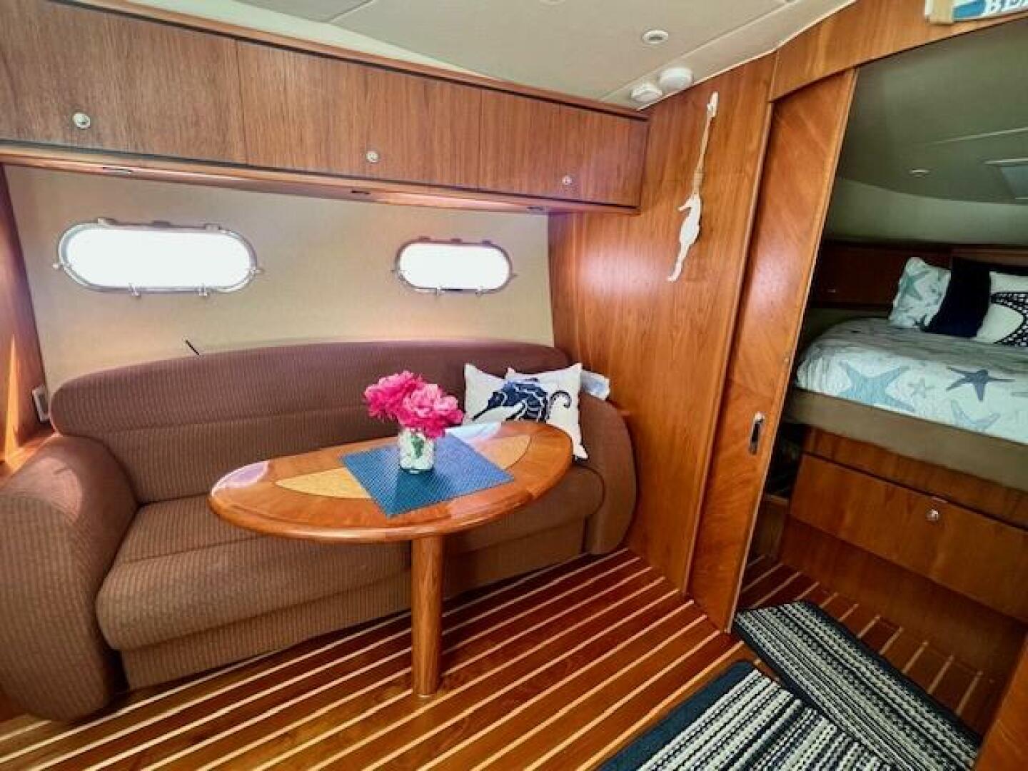 2007 Tiara Yachts 3900 Sovran - Image 15