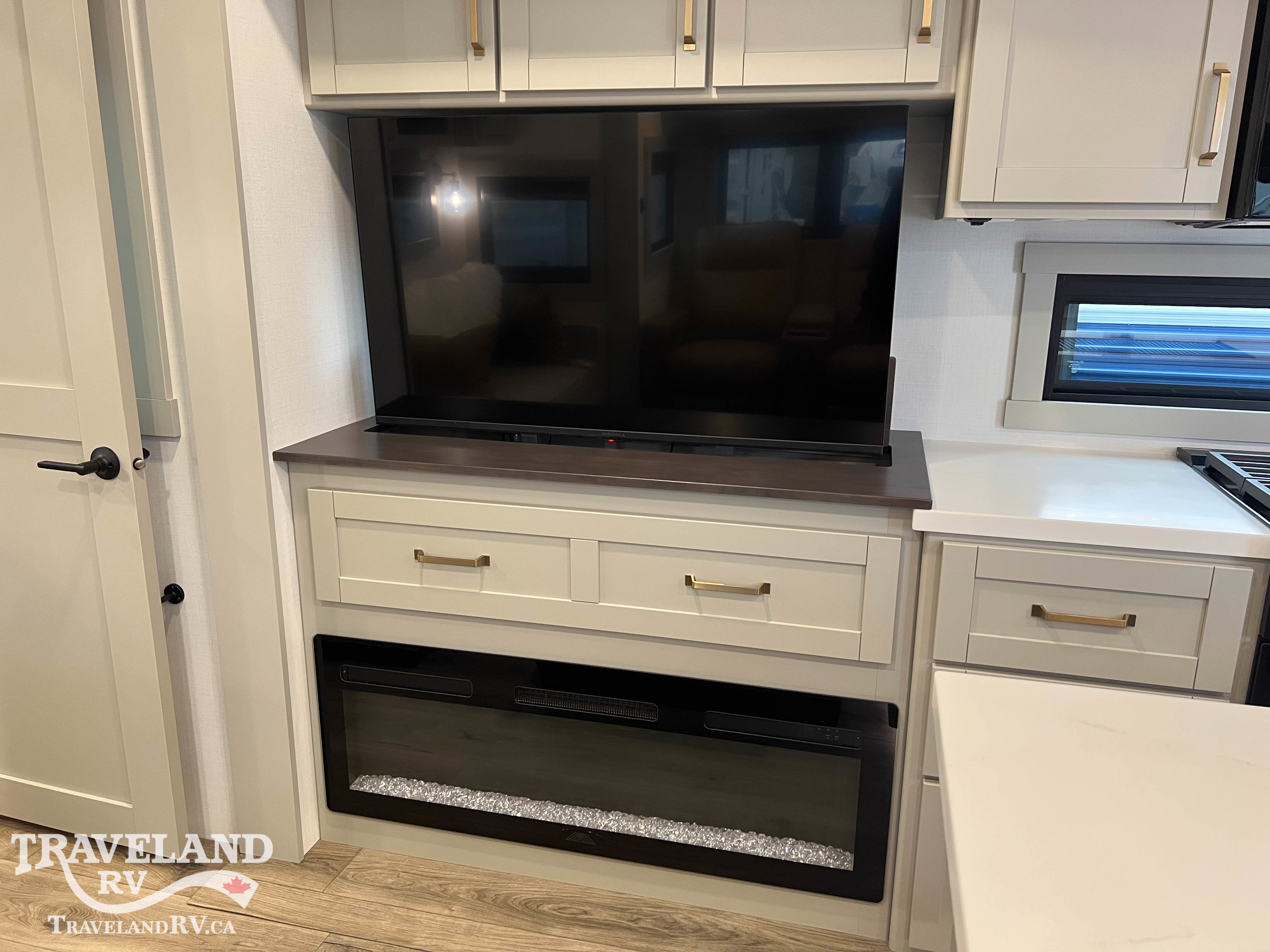 2026 Brinkley RV Model Z 3515 - Image 17