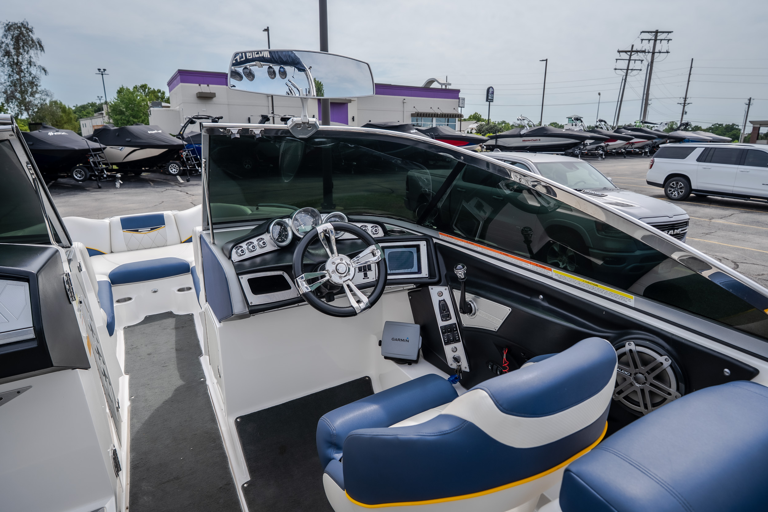 2012 MasterCraft X55 - Image 21