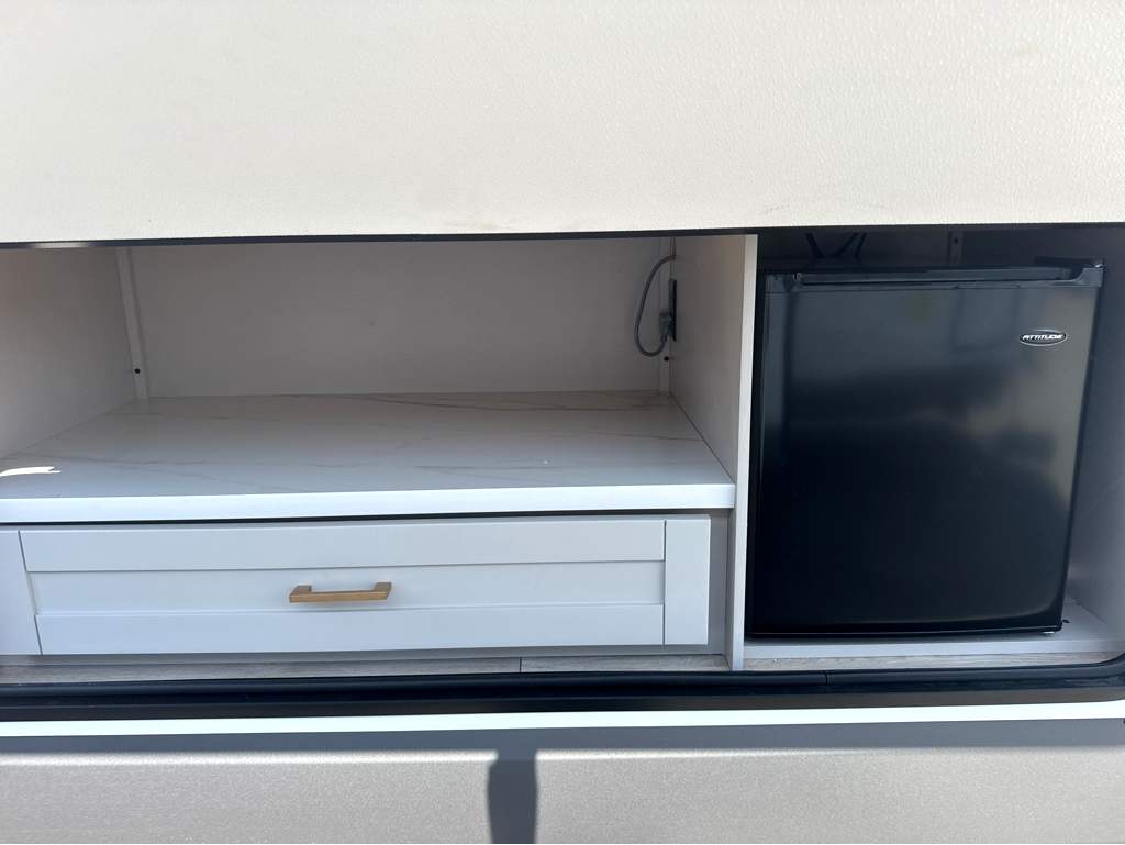 2027 Jayco Jay Flight SLX 261BHS - Image 5