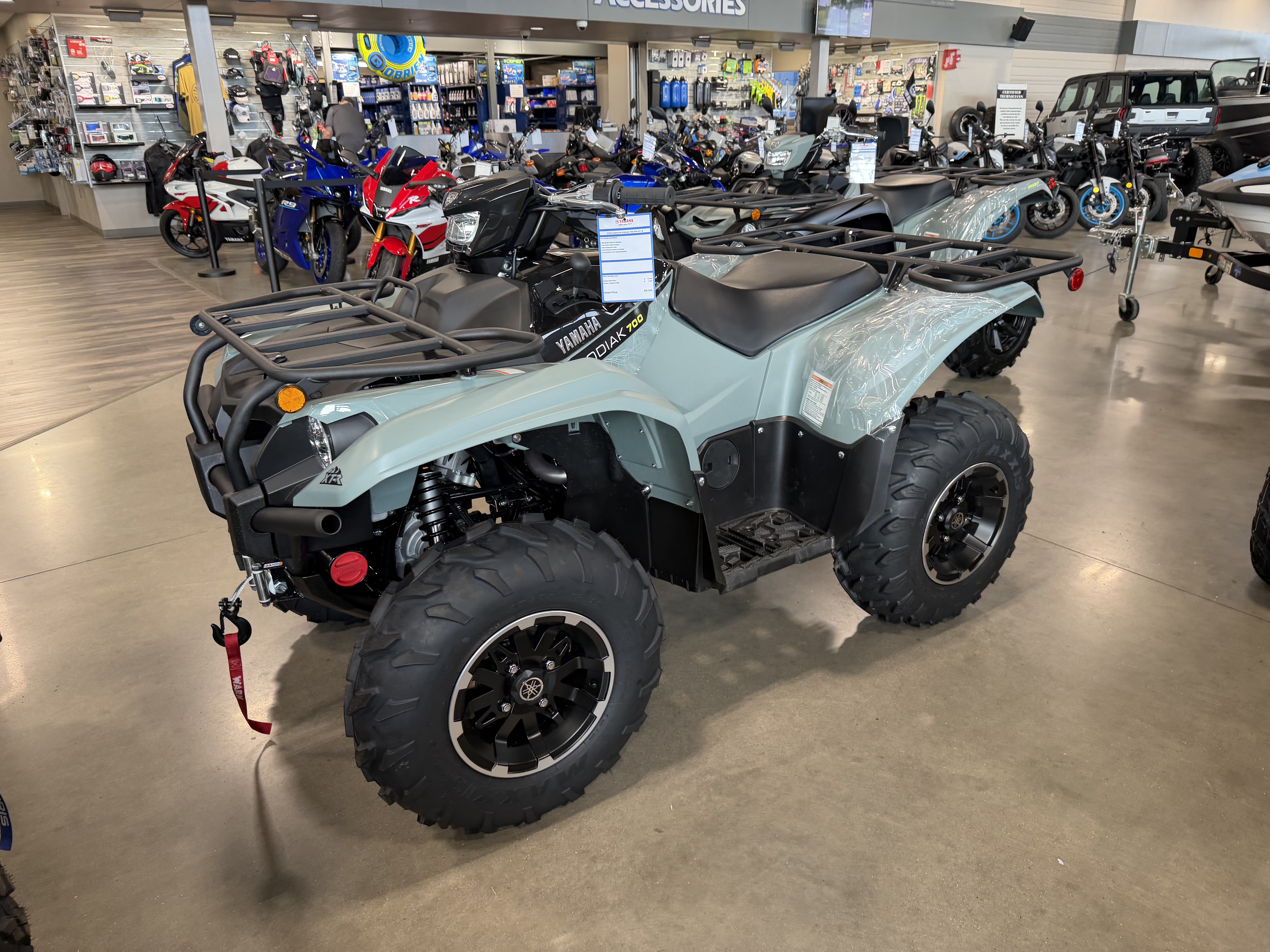 2026 Yamaha Kodiak 700 EPS XT-R - Image 2