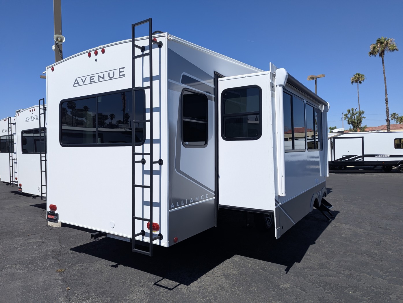 2026 Alliance RV Avenue 29RL - Image 5
