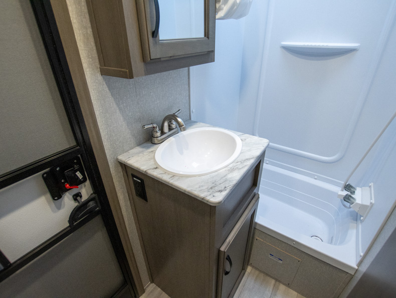 2022 Coachmen Chaparral 373MBRB - Image 17