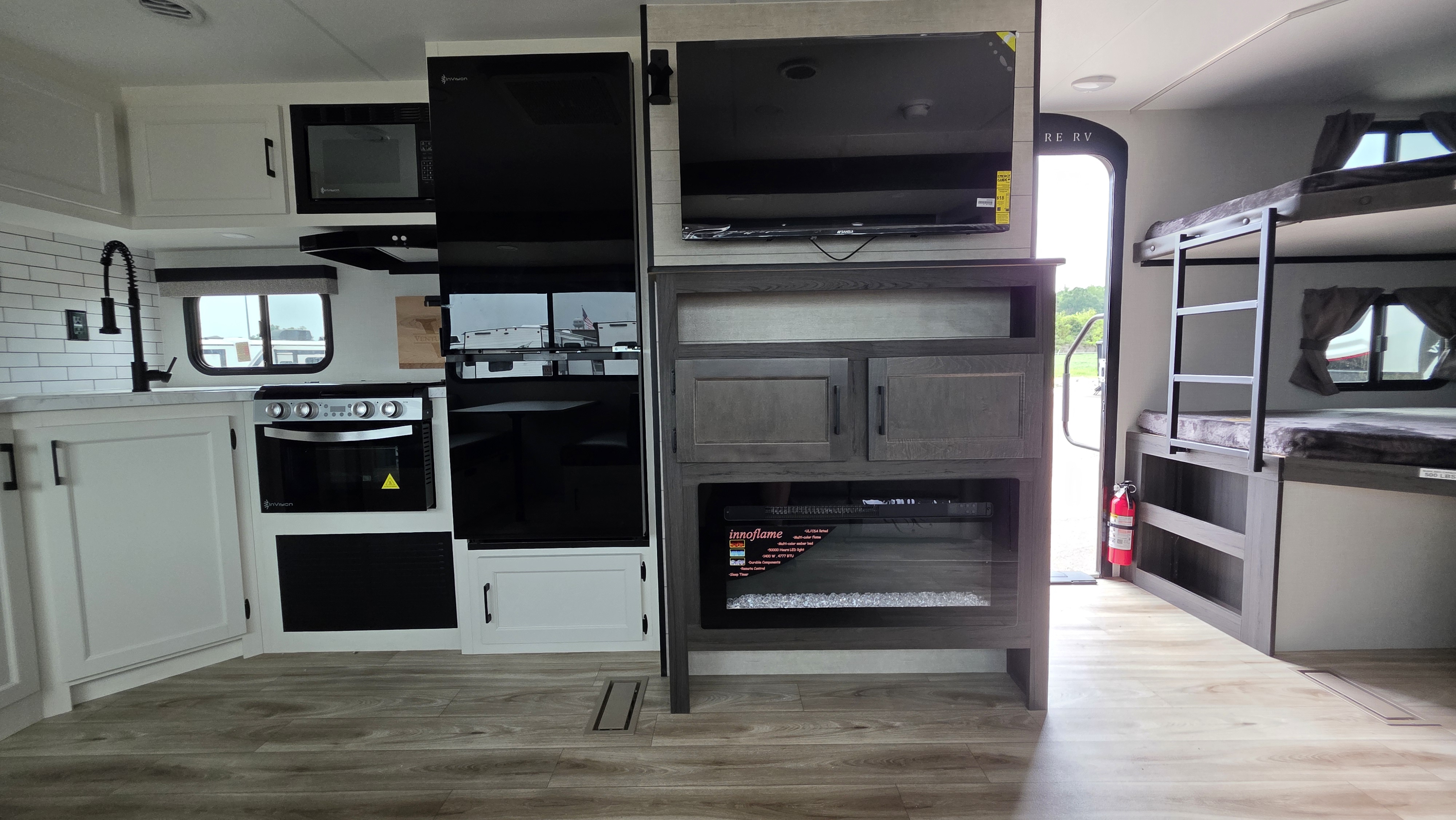 2027 VENTURE RV STRATUS 281VBH - Image 17