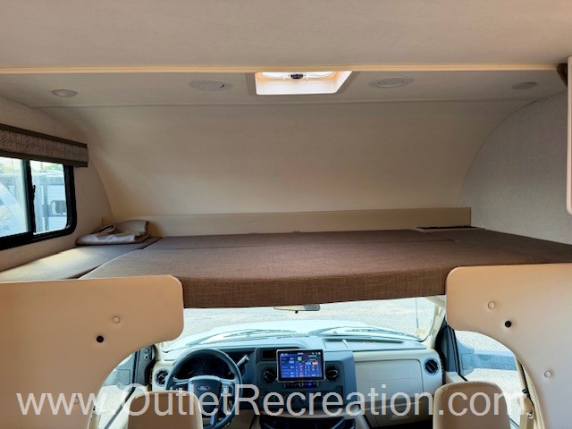 2026 Thor Motor Coach Pasadena SE28 - Image 11