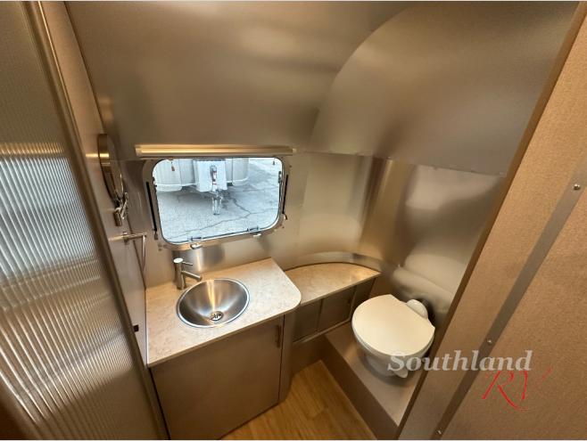 2026 Airstream Caravel 22FB - Image 18