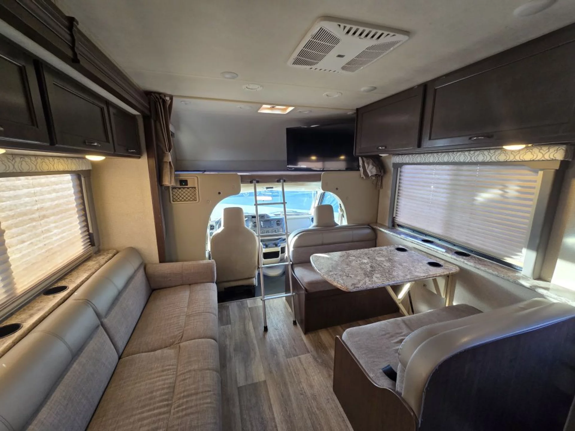 2019 THOR MOTOR COACH FREEDOM ELITE 30FE - Image 18